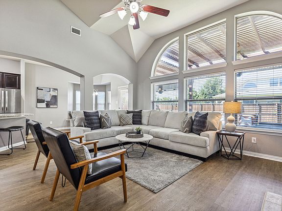 3rd image of 344 Falstaff Dr
