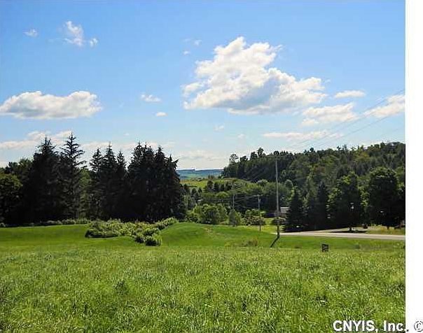 2nd image of 865 Blue Creek Rd