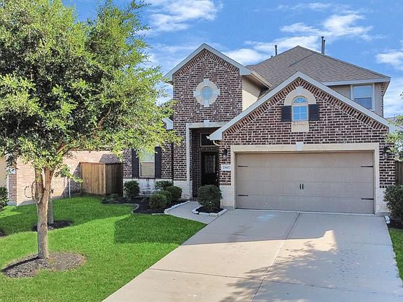 2nd image of 23607 Ortensia St