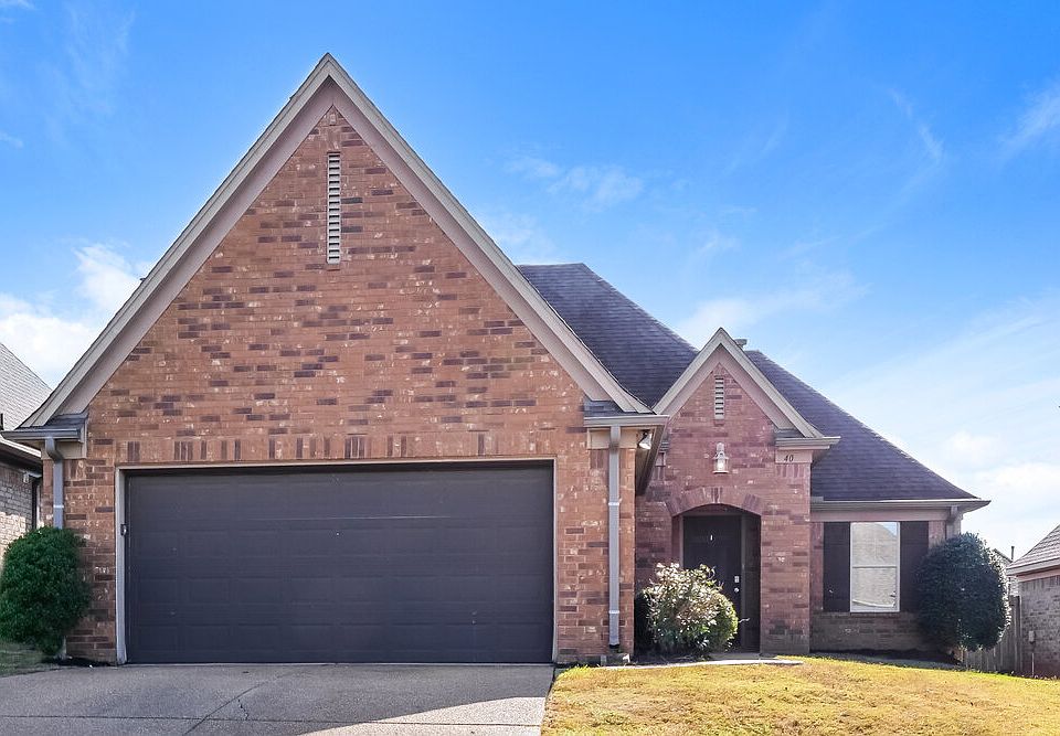 1st image of 40 Willow Springs Ln