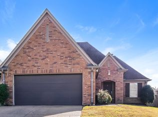 40 Willow Springs Ln, Oakland, TN 38060