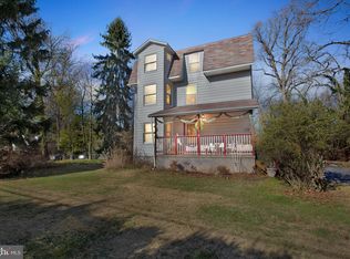 1218 Old Lancaster Rd, Berwyn, PA 19312