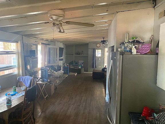 3rd image of 645 Hardy Dr