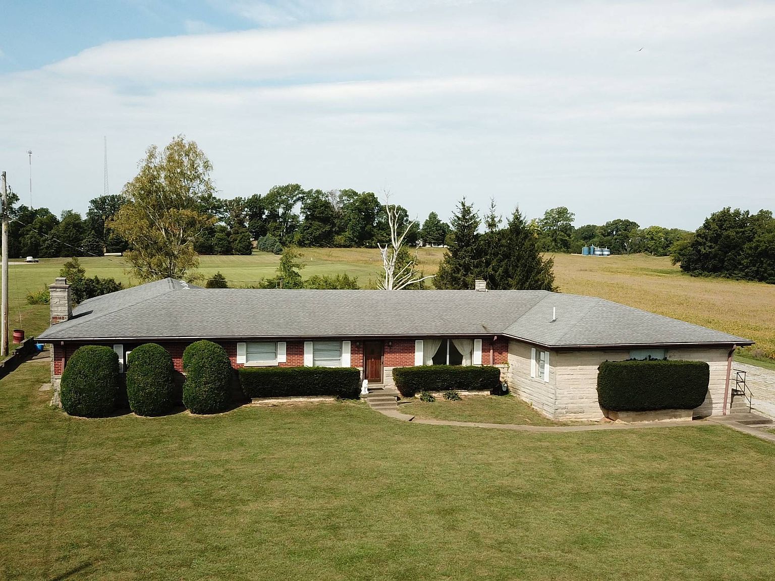 718 S Court St, Grayville, IL 62844 MLS 11203029 Zillow