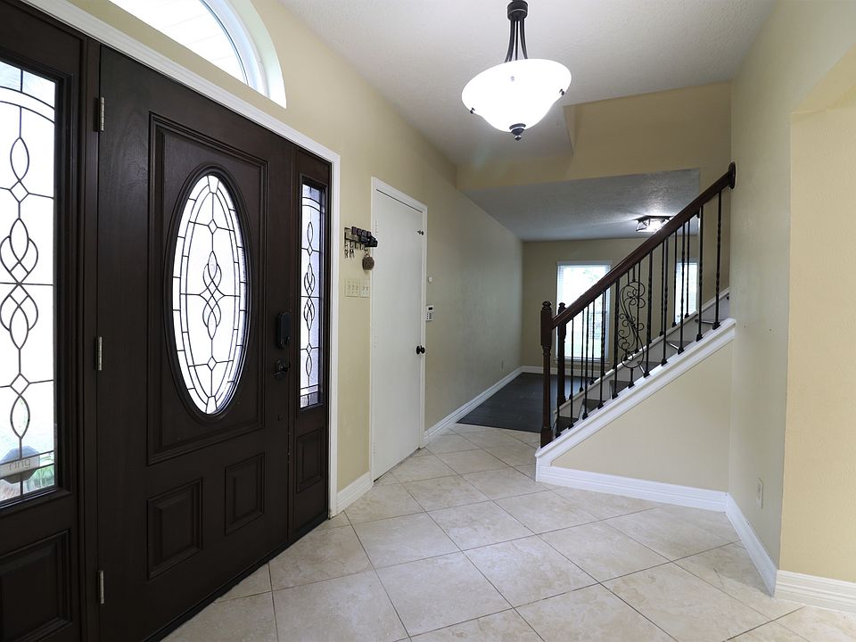 1st image of 2619 Hidden Garden Dr