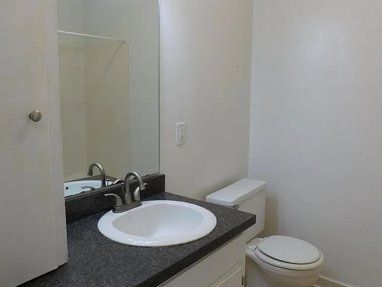 1522 College Way — Photo 13