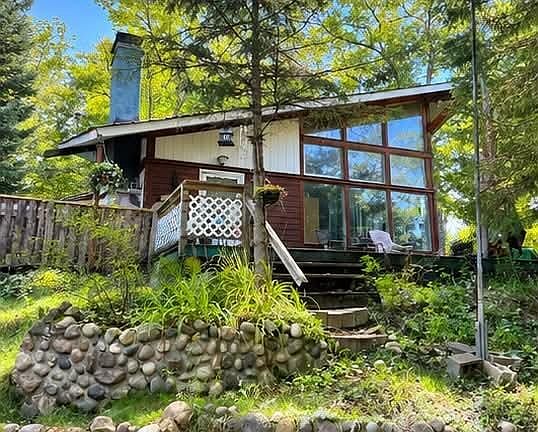 3rd image of 123 Lakeshore Dr