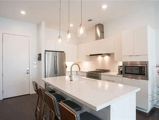 207 W Johanna St #105 — Photo 14