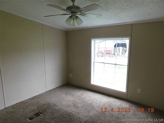 5th image of 257 E Scott Street