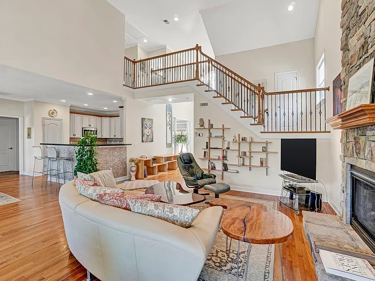 5 Middleberry Ct #A — Photo 20