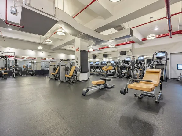 365 Bridge Street image 13 of 14