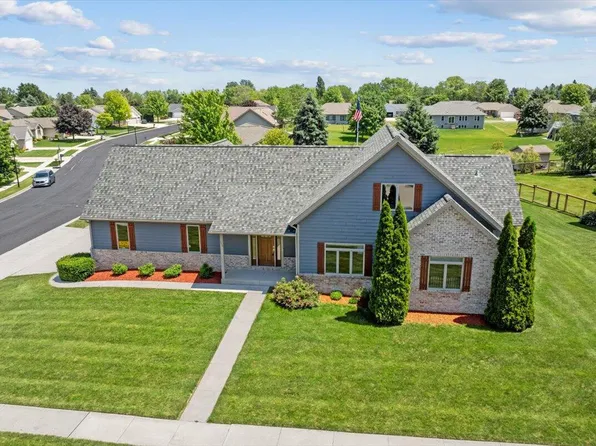 940 Berenschot TRAIL, Cedar Grove, WI 53013