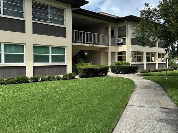 4826 Marine Pkwy APT 202, New Port Richey, FL 34652