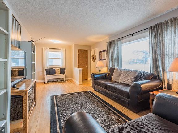 5th image of 11617 Crooked Lake Blvd NW