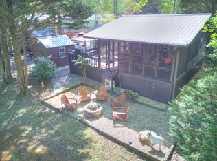 90 Campfire Dr, Cleveland, GA