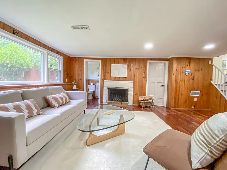 1 Herrick Dr — Photo 11