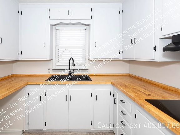5th image of 1611 W Jones Ave
