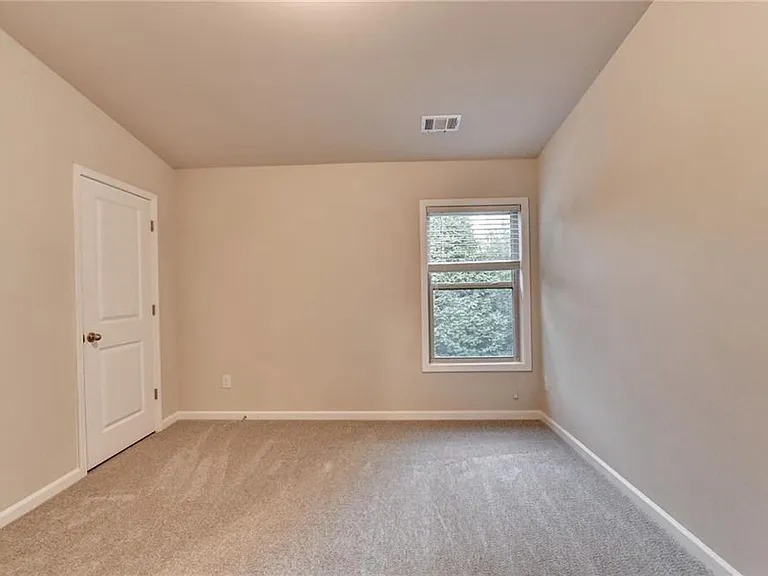 11619 Davenport Ln — Photo 29