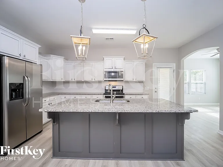 105 Breeders Ct — Photo 5