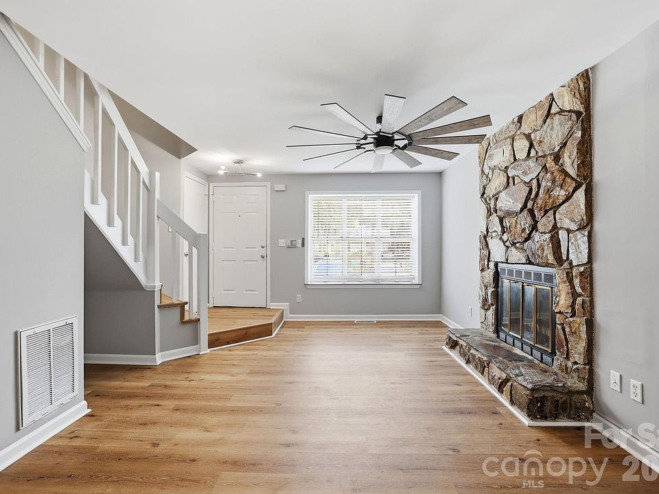 1st image of 8237 Circle Tree Ln