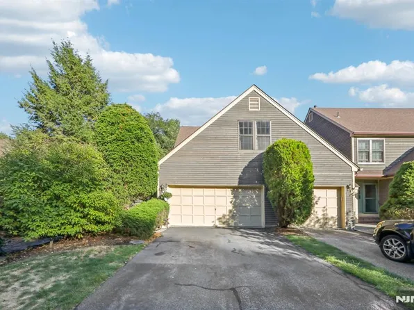 28 Concord Rd APT A, West Milford, NJ 07480