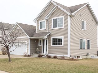 3412 Field Stone Pl SW, Cedar Rapids, IA 52404