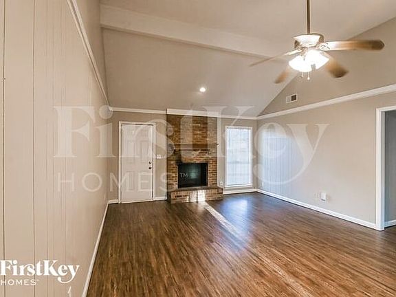 2nd image of 3803 Lucerne Dr