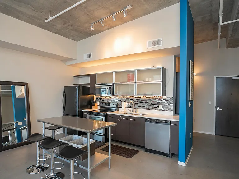 2115 Yeaman Pl #634 — Photo 33