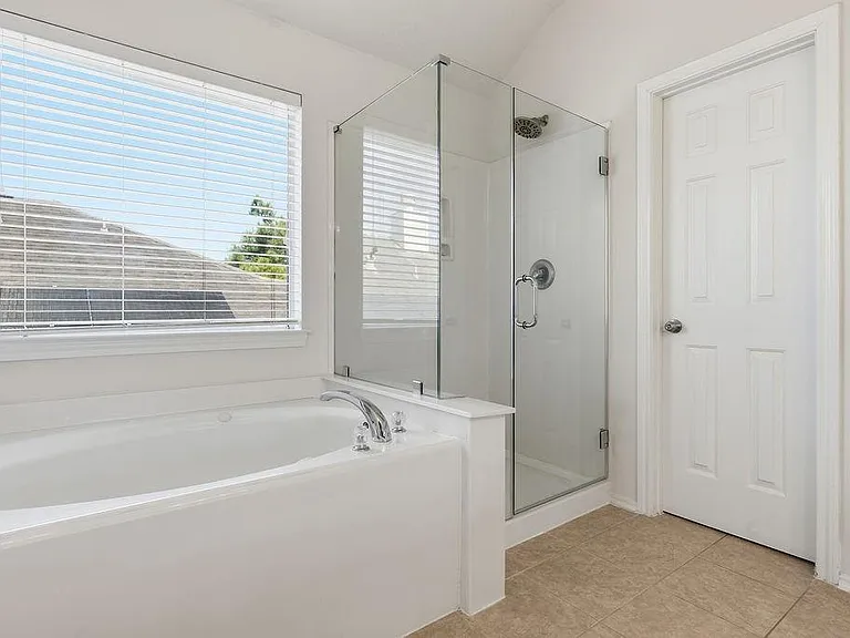 13407 Barton Meadow Ln — Photo 25