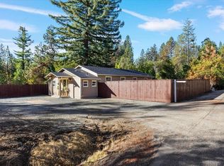 105 Stringer Gap Rd, Grants Pass, OR 97527