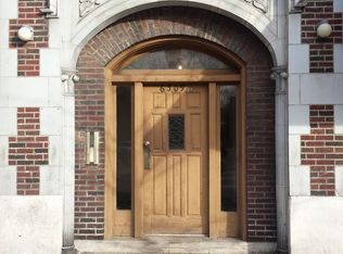 6309 Delmar Blvd APT 3W, University City, MO 63130