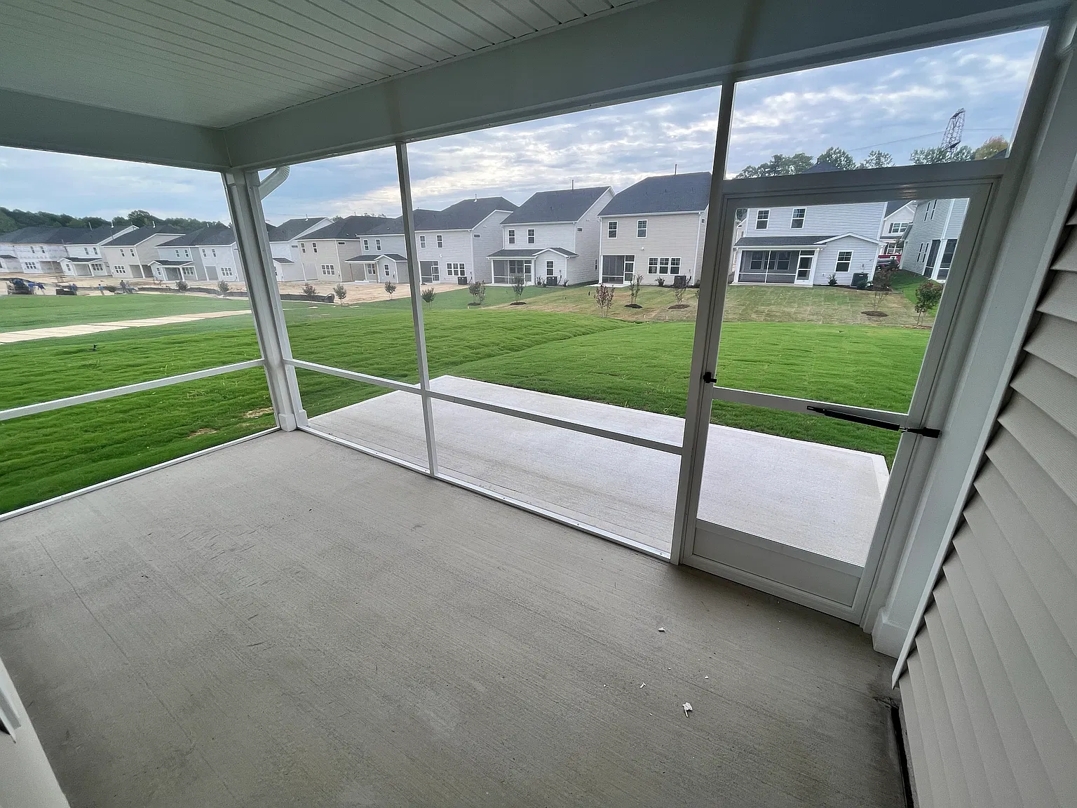 4 bed, 2702 sqft, $2,450 — Photo 4
