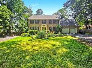 886 Ryan Ln SW, Lilburn, GA 30047