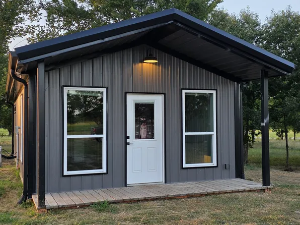 (undisclosed Address), Wolfe City, TX 75496