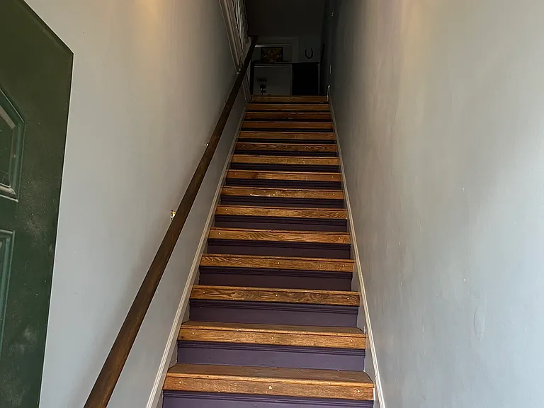 9 1/2 N Washington St #UPSTAIRS — Photo 25