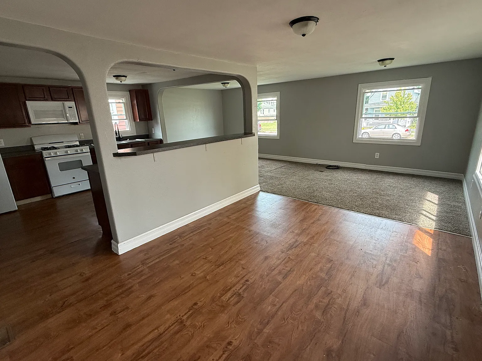 3 bed, 1.5 bath, 1182 sqft, $1,675 — Photo 1