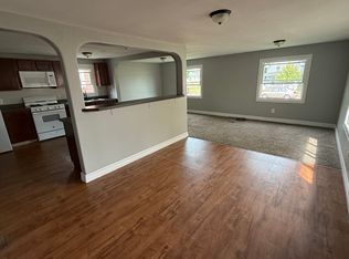 58 E 10th St, Oswego, NY 13126