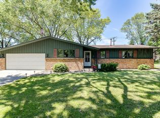 3233 Independence Ave N, New Hope, MN 55427