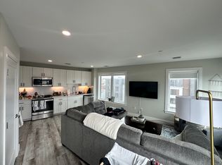 200-204 Old Colony Ave #612, Boston, MA 02127