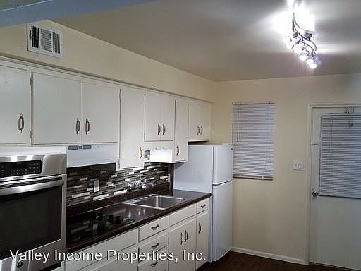 2nd image of 2023 W Berridge Ln APT 1