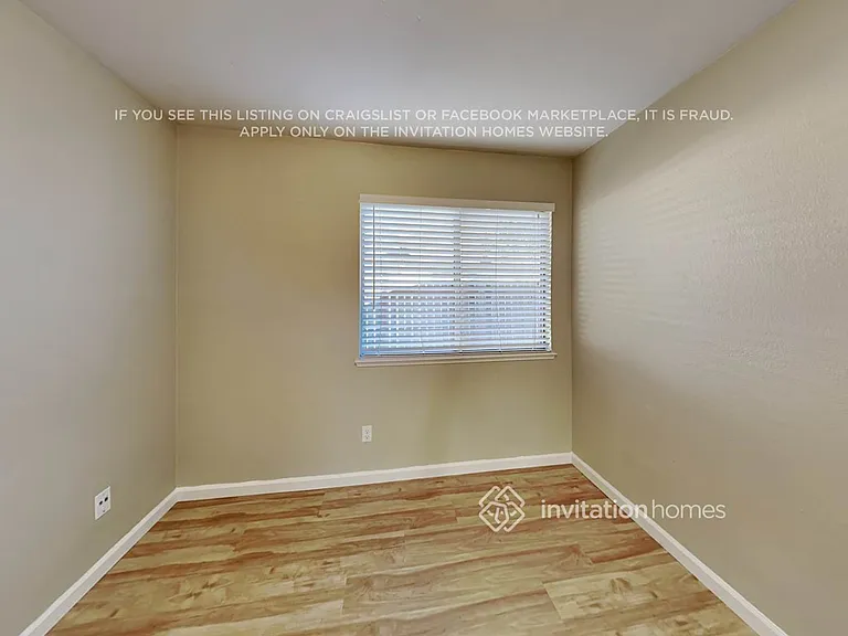 137 Catalpa Ln — Photo 10