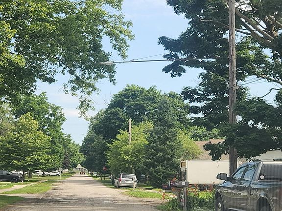4th image of 73798 Floral St