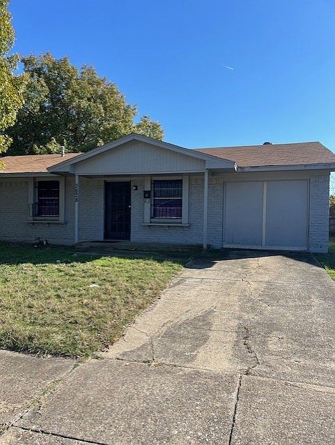 1st image of 3828 Pacesetter Dr