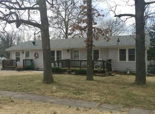 710 S Jackson St, El Dorado Springs, MO 64744