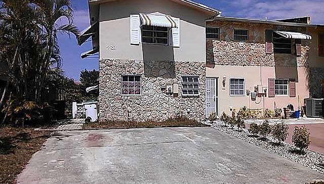 1st image of 401 Sunshine Drive #401