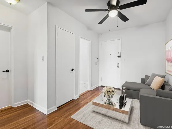 40 East 43rd Street image 2 of 4