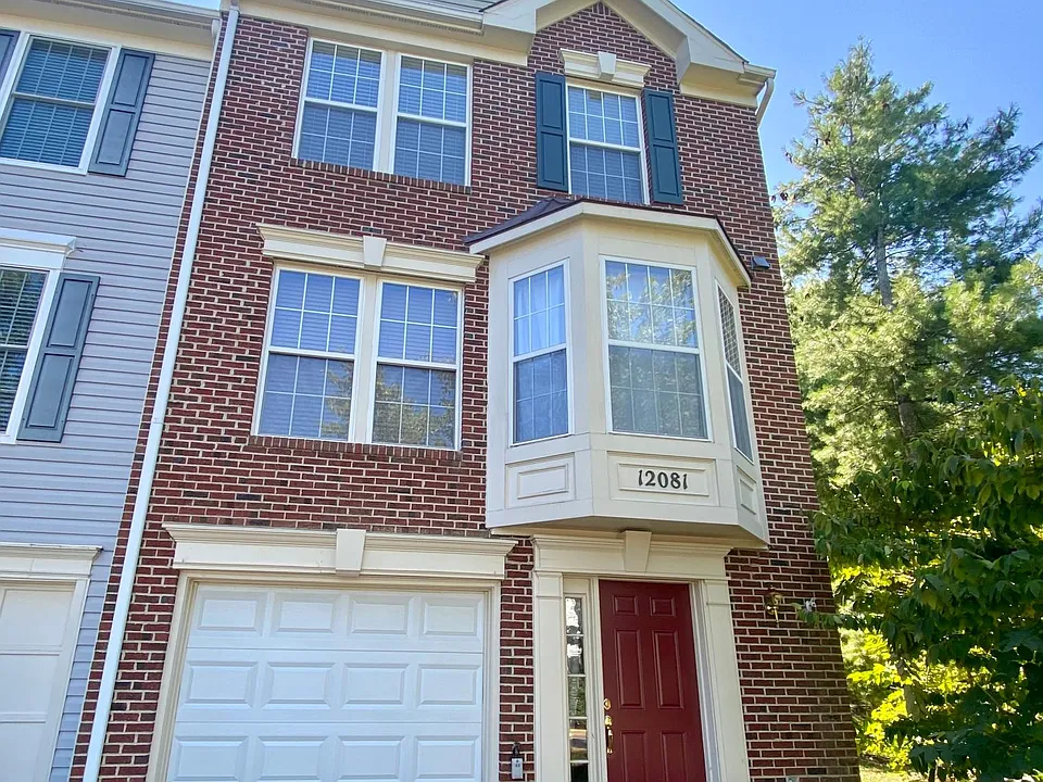 12081 Country Mill Dr