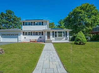 21 Keith Rd, Hopatcong, NJ 07843