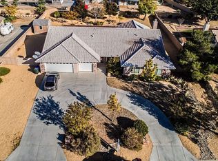 20338 Majestic Dr, Apple Valley, CA 92308