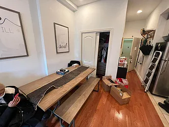 Rented by Best Apartments North Inc